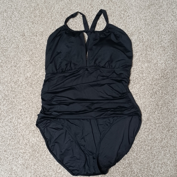 La Blanca Mio High Neckline Swimsuit - Picture 6 of 9